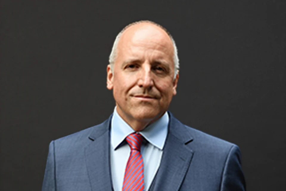 Dr Alexander Ressos、チューリッヒの弁護士（Rechtsanwalt/Attorney-at-Law）